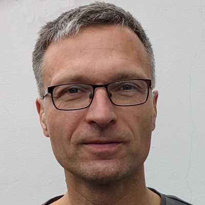Portraitfoto Dr. Ralf Grötker, Geschäftsführer bei Collective Insights