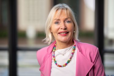 Portrait von Ministerin Prof. Dr. Kristina Sinemus