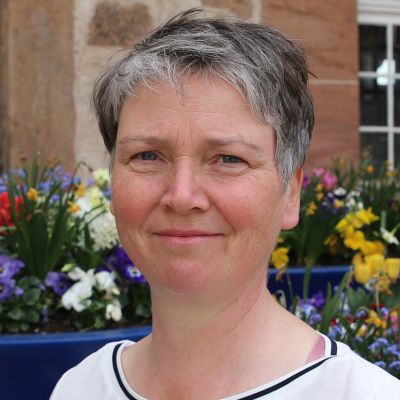 Dr. Karen Verbist